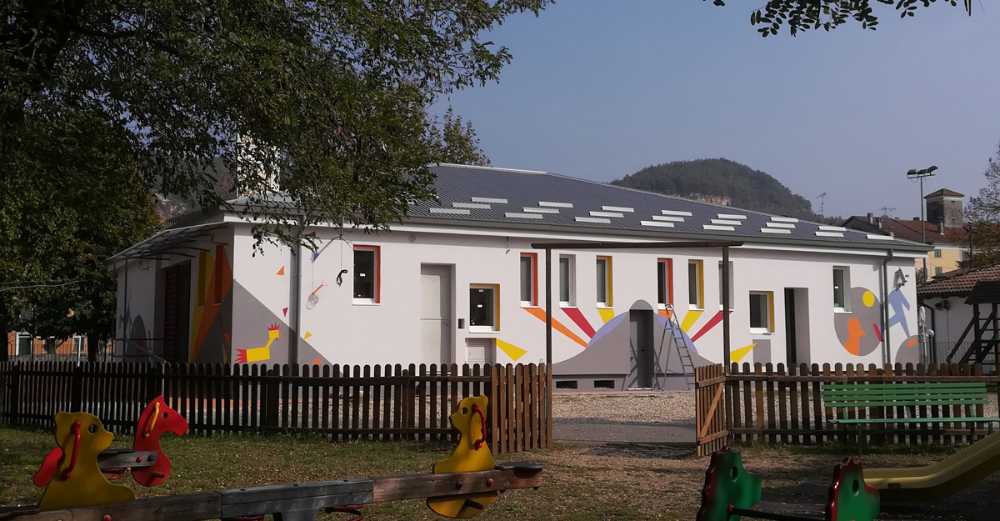 Primary school with colored facade
